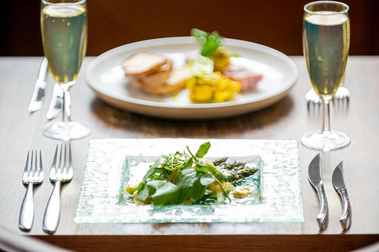 ניוברי The Chequers Hotel מראה חיצוני תמונה